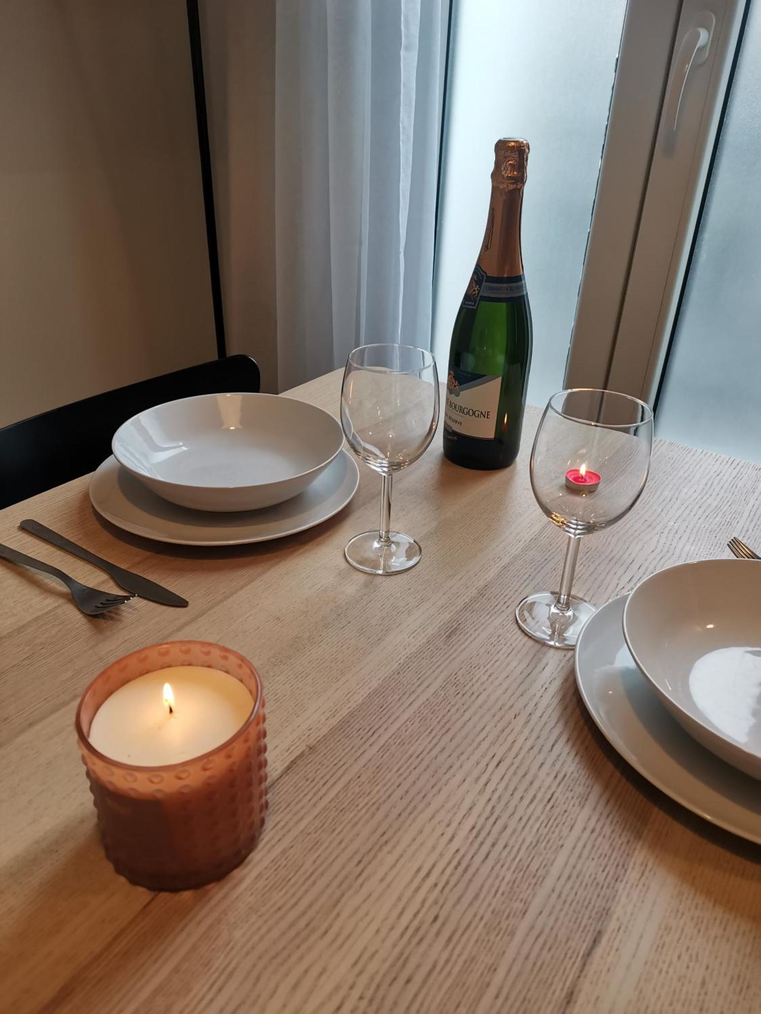 *Appartement Moderne/2 Minutes Du Metro* 圣旺 外观 照片