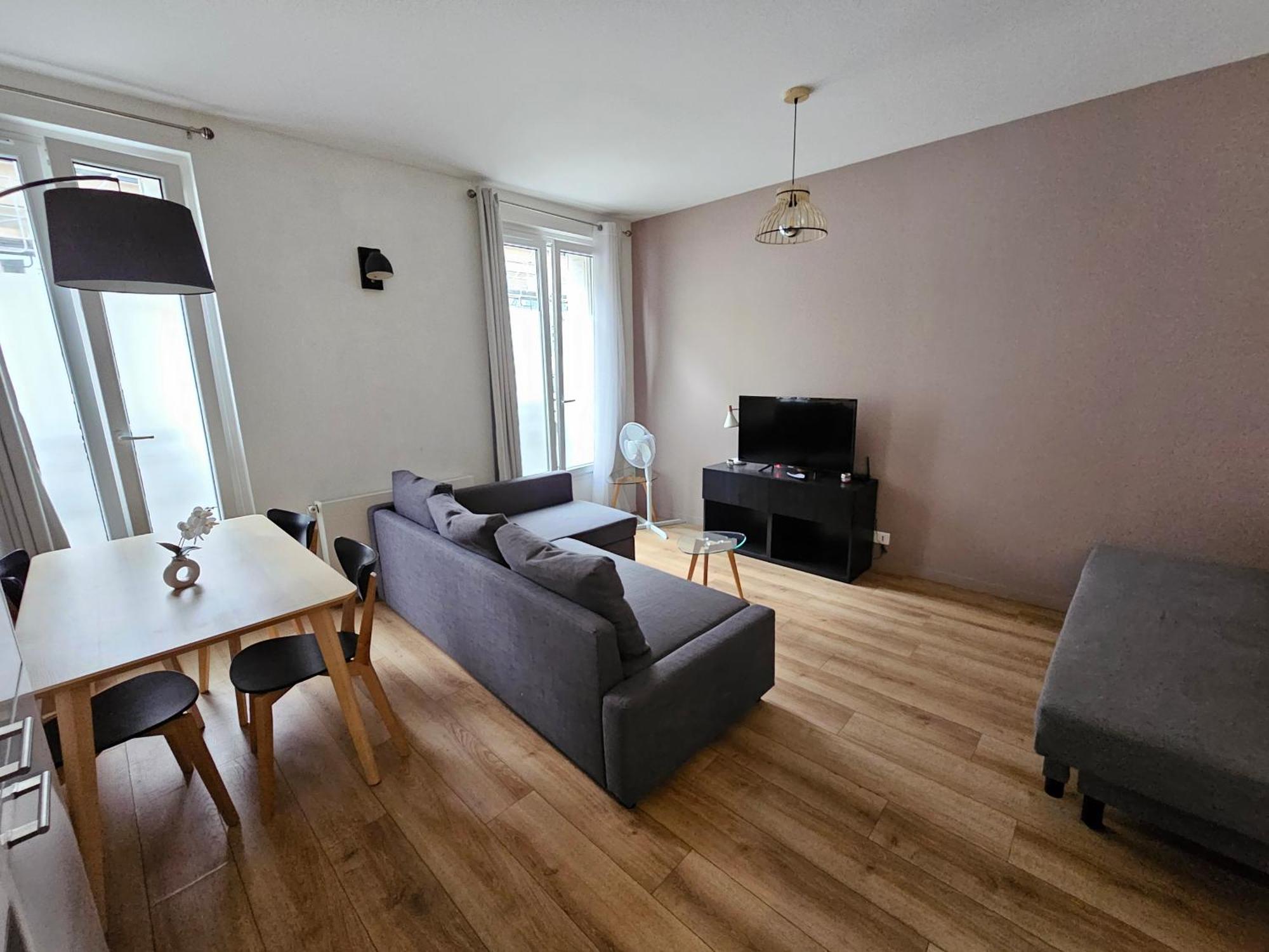*Appartement Moderne/2 Minutes Du Metro* 圣旺 外观 照片