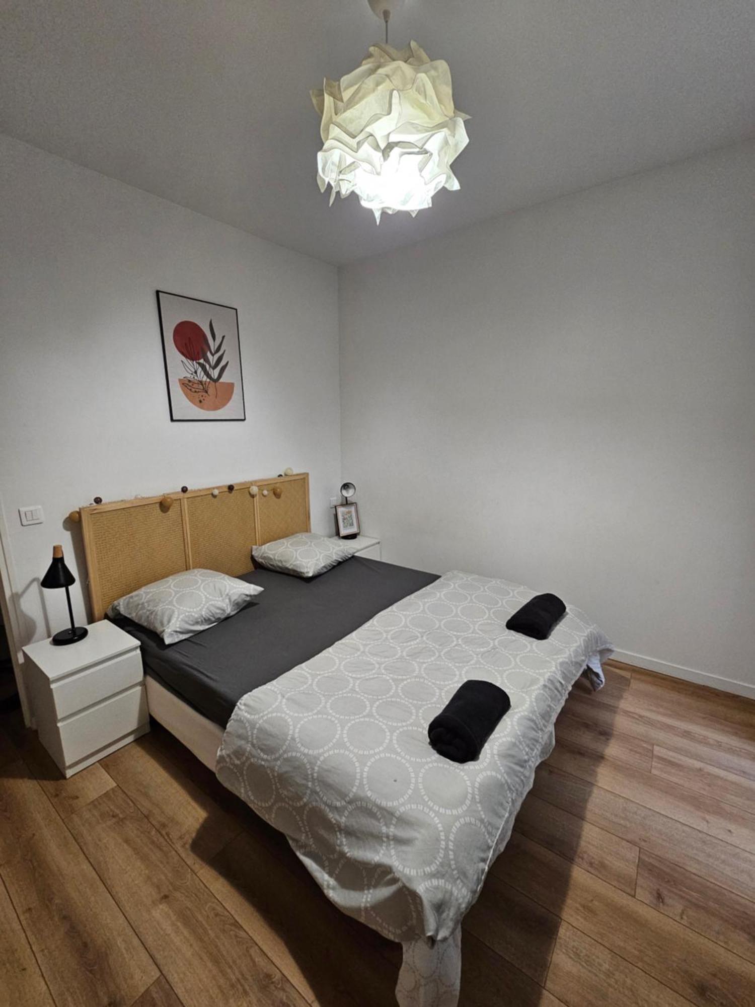 *Appartement Moderne/2 Minutes Du Metro* 圣旺 外观 照片